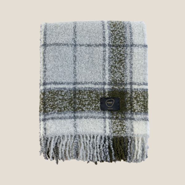 Lima Luxury Boucle blanket chequered